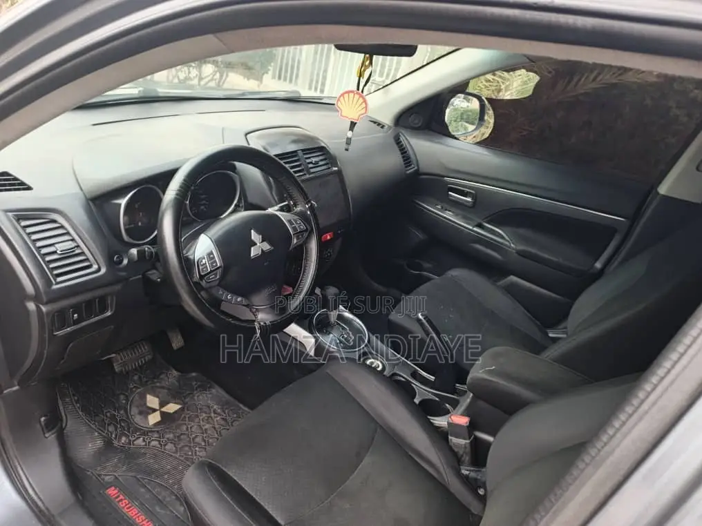 Mitsubishi RVR 2013 Gris