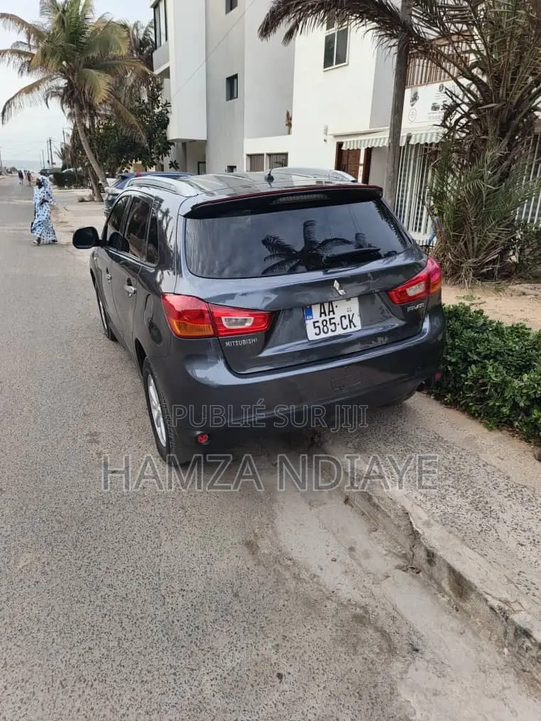 Mitsubishi RVR 2013 Gris