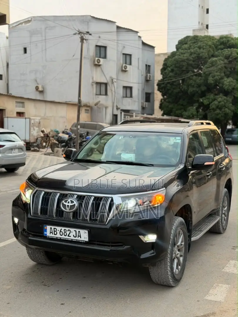 Toyota Land Cruiser Prado 2.7 2019 Noir