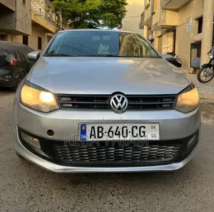 Volkswagen Polo 2013 Gris