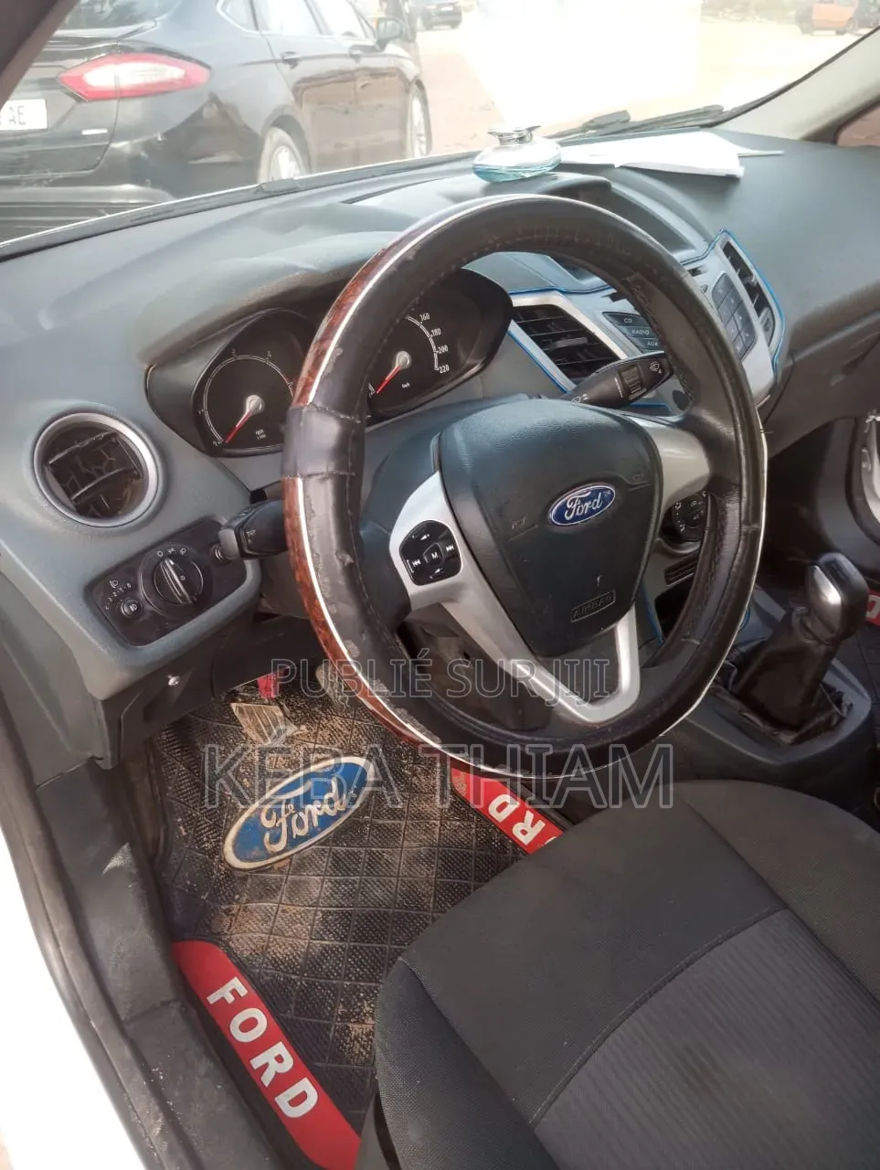 Ford Fiesta 2010 Blanc