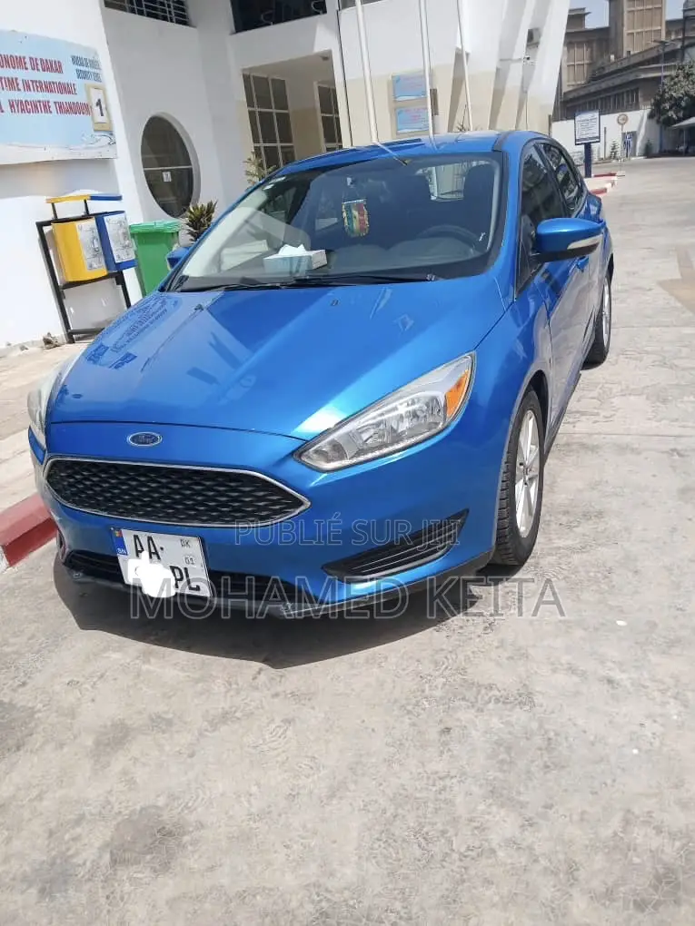 Ford Focus 2015 Bleu