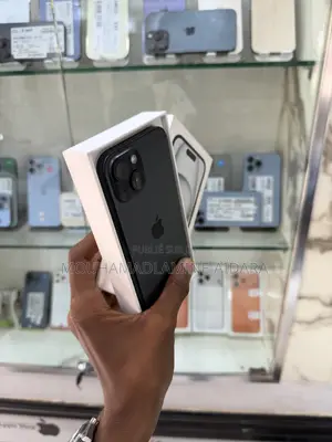 Apple iPhone 15 128 GB Noir