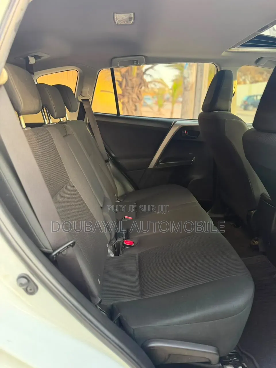 Toyota RAV4 2019 Blanc