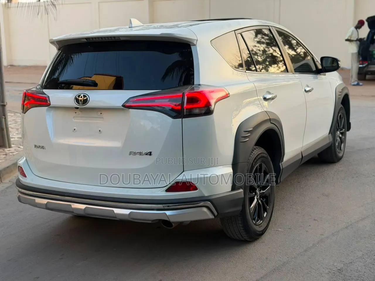 Toyota RAV4 2019 Blanc