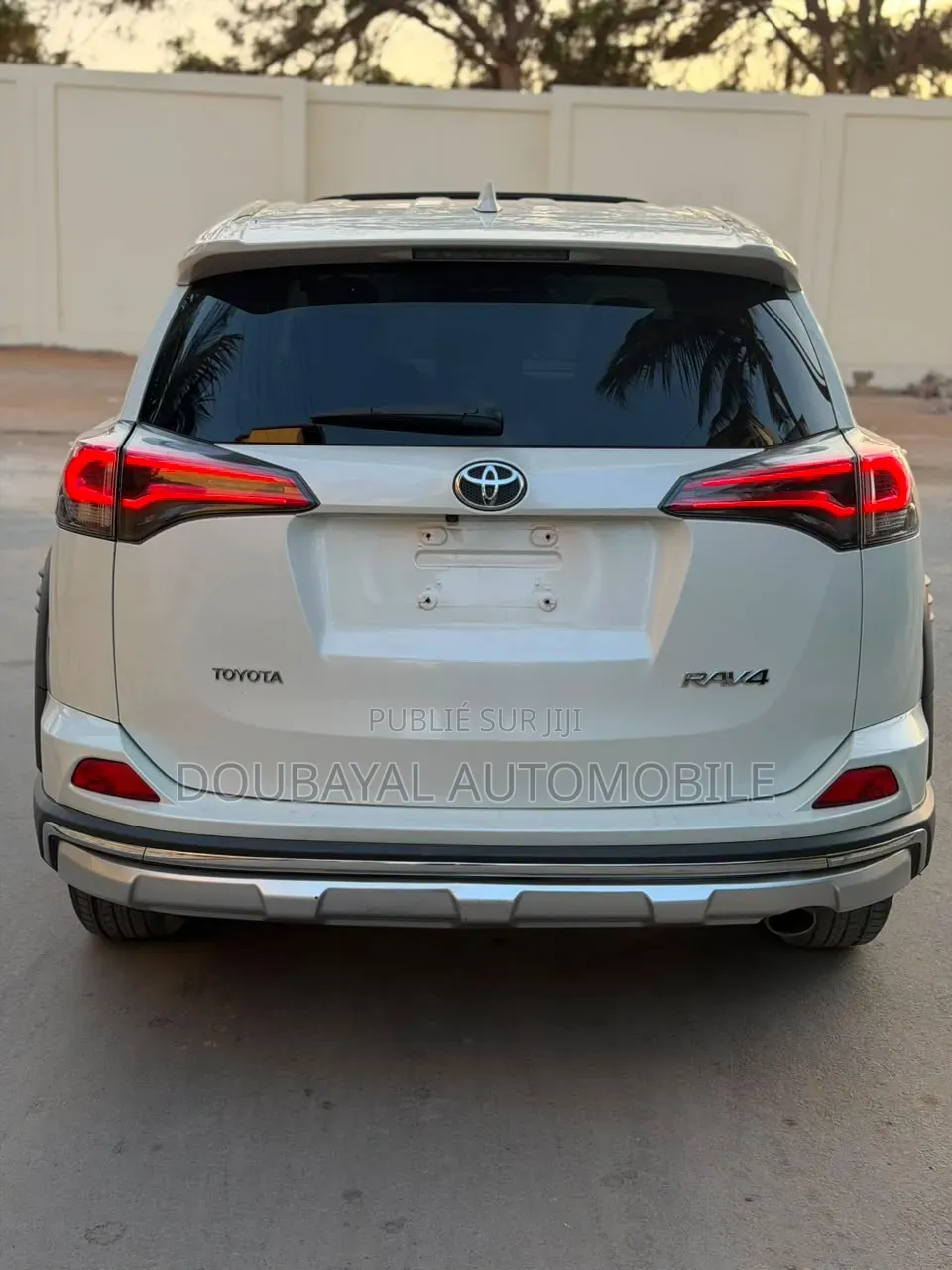 Toyota RAV4 2019 Blanc