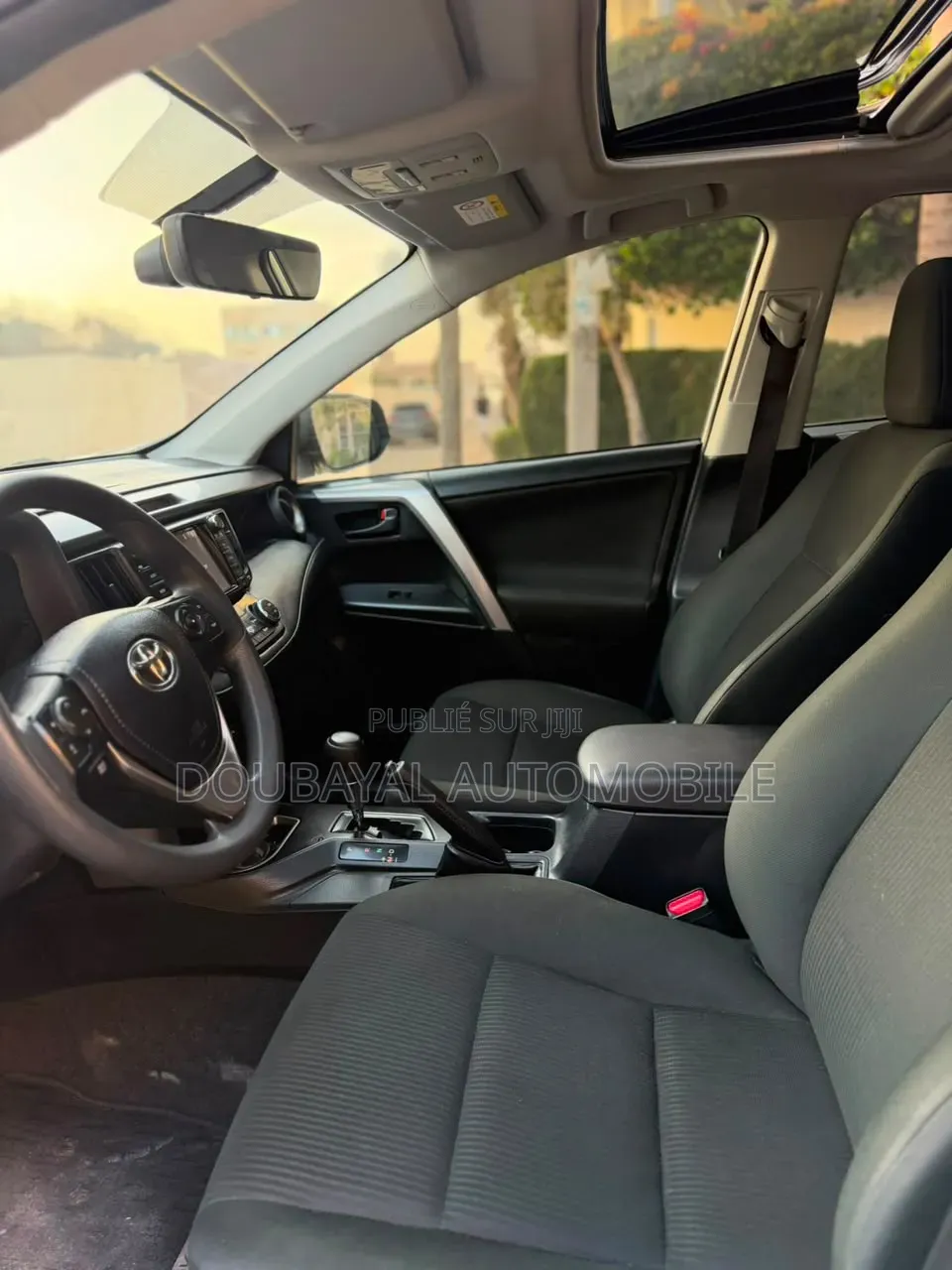 Toyota RAV4 2019 Blanc
