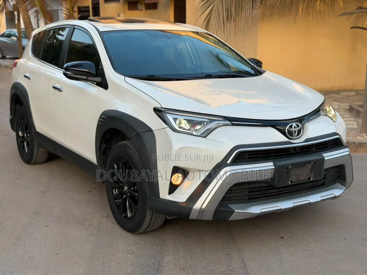 Toyota RAV4 2019 Blanc