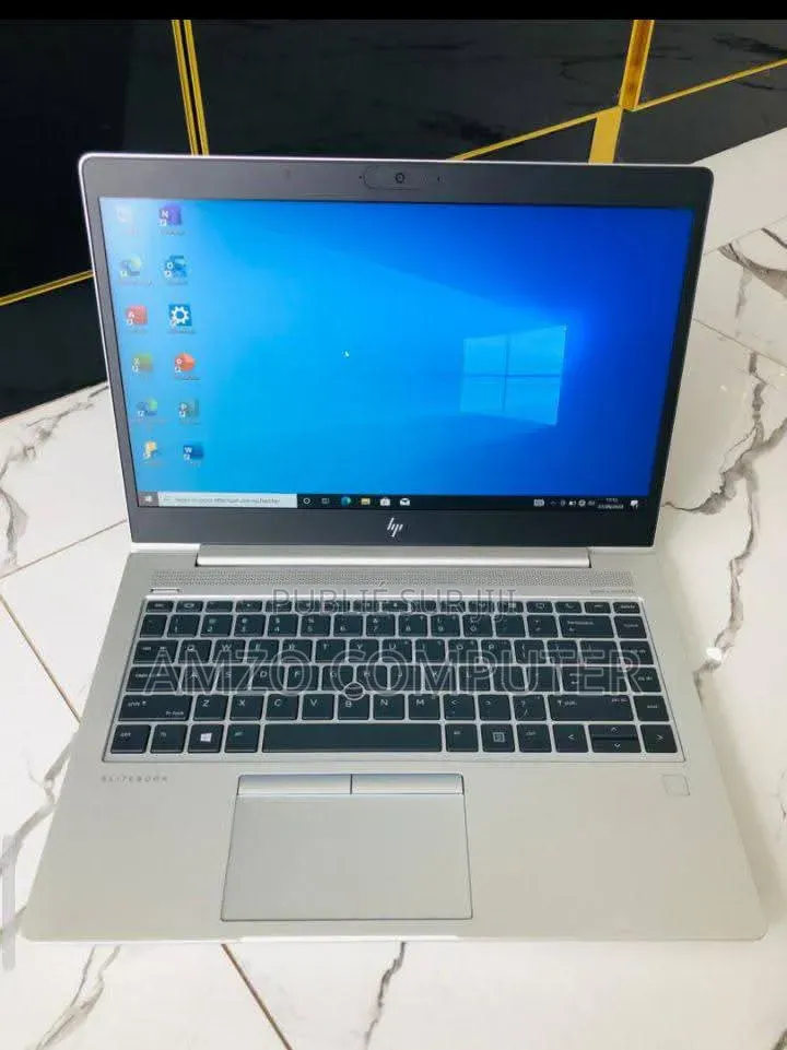 Ordinateur portable HP MT44 8GB AMD Ryzen 5 SSD 256GB