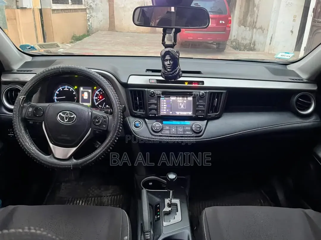 Toyota RAV4 2018 Rouge