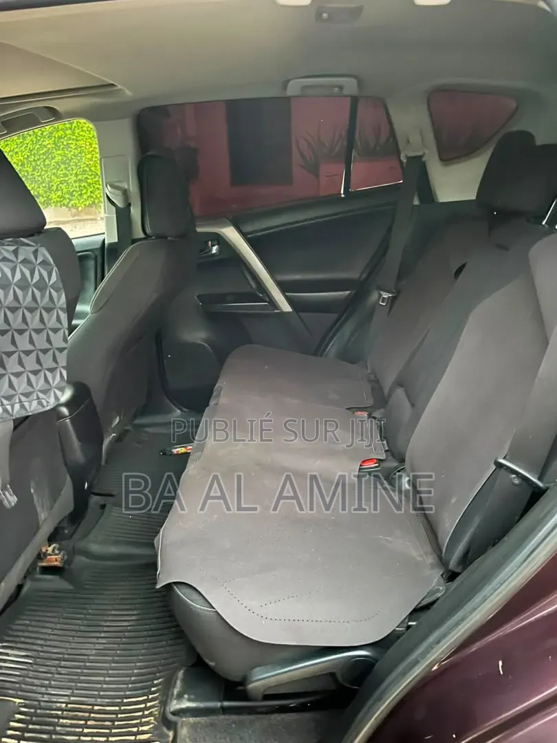 Toyota RAV4 2018 Rouge