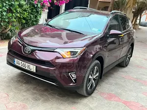 Toyota RAV4 2018 Rouge