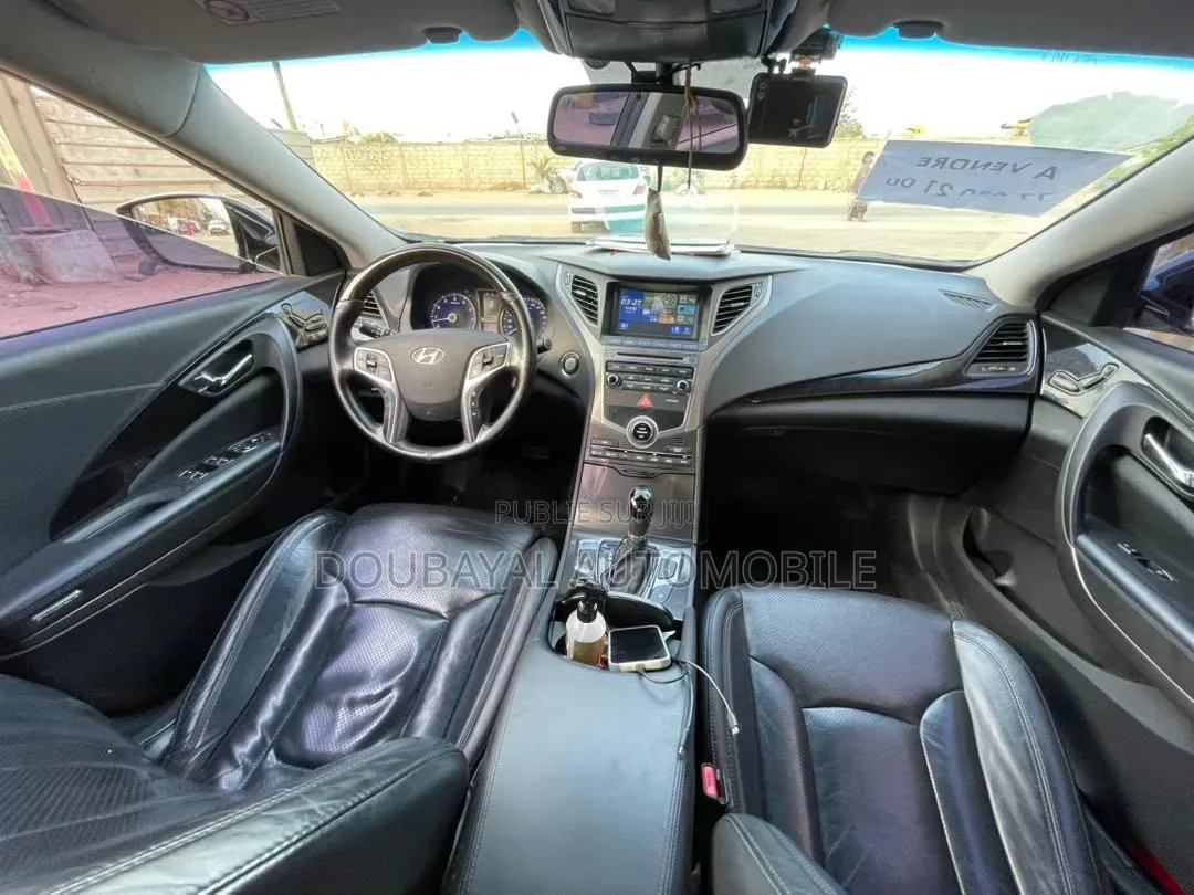Hyundai Grandeur 2016 Noir Mat