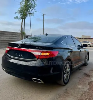 Hyundai Grandeur 2016 Noir Mat