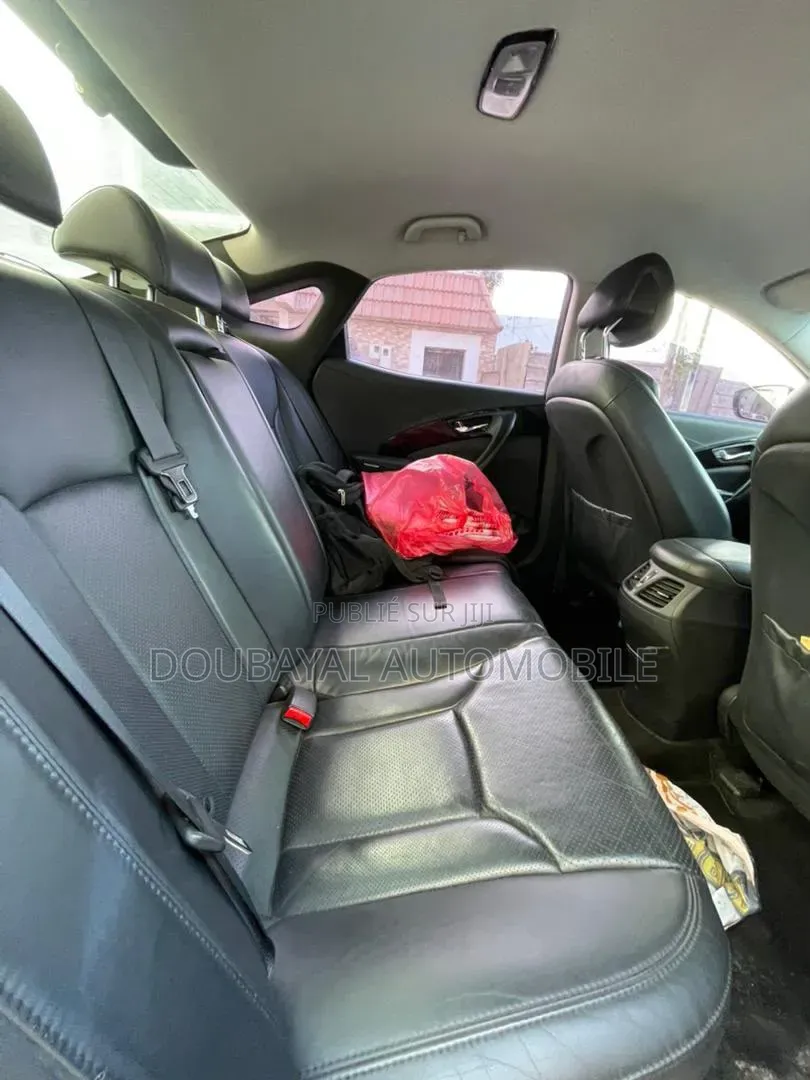 Hyundai Grandeur 2016 Noir Mat