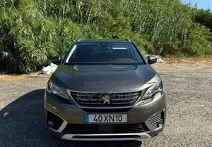 Peugeot 5008 2019 Vert