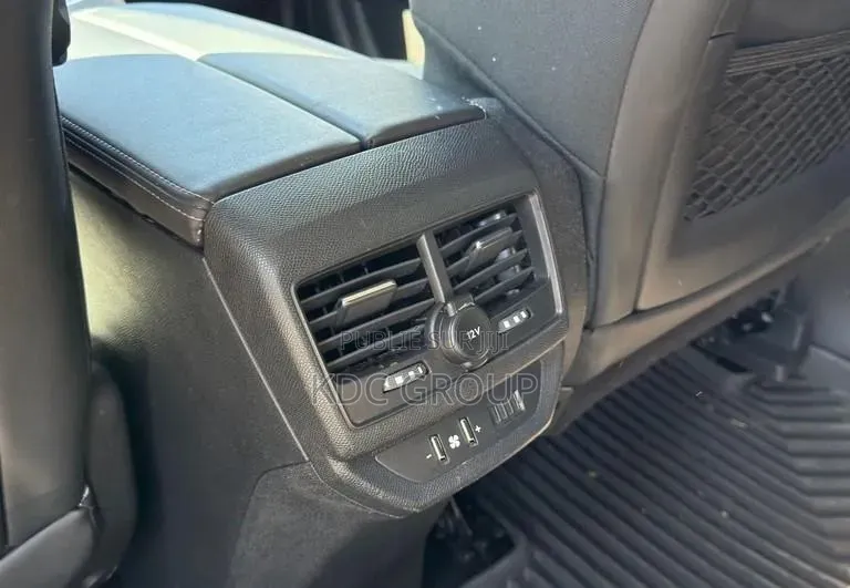 Peugeot 5008 2019 Vert