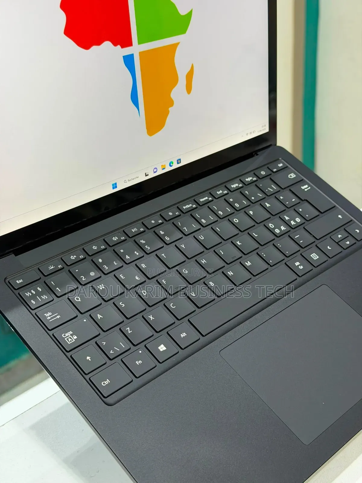 Nouveau Microsoft Surface Laptop 4 16GB AMD Ryzen 7 SSD 512GB