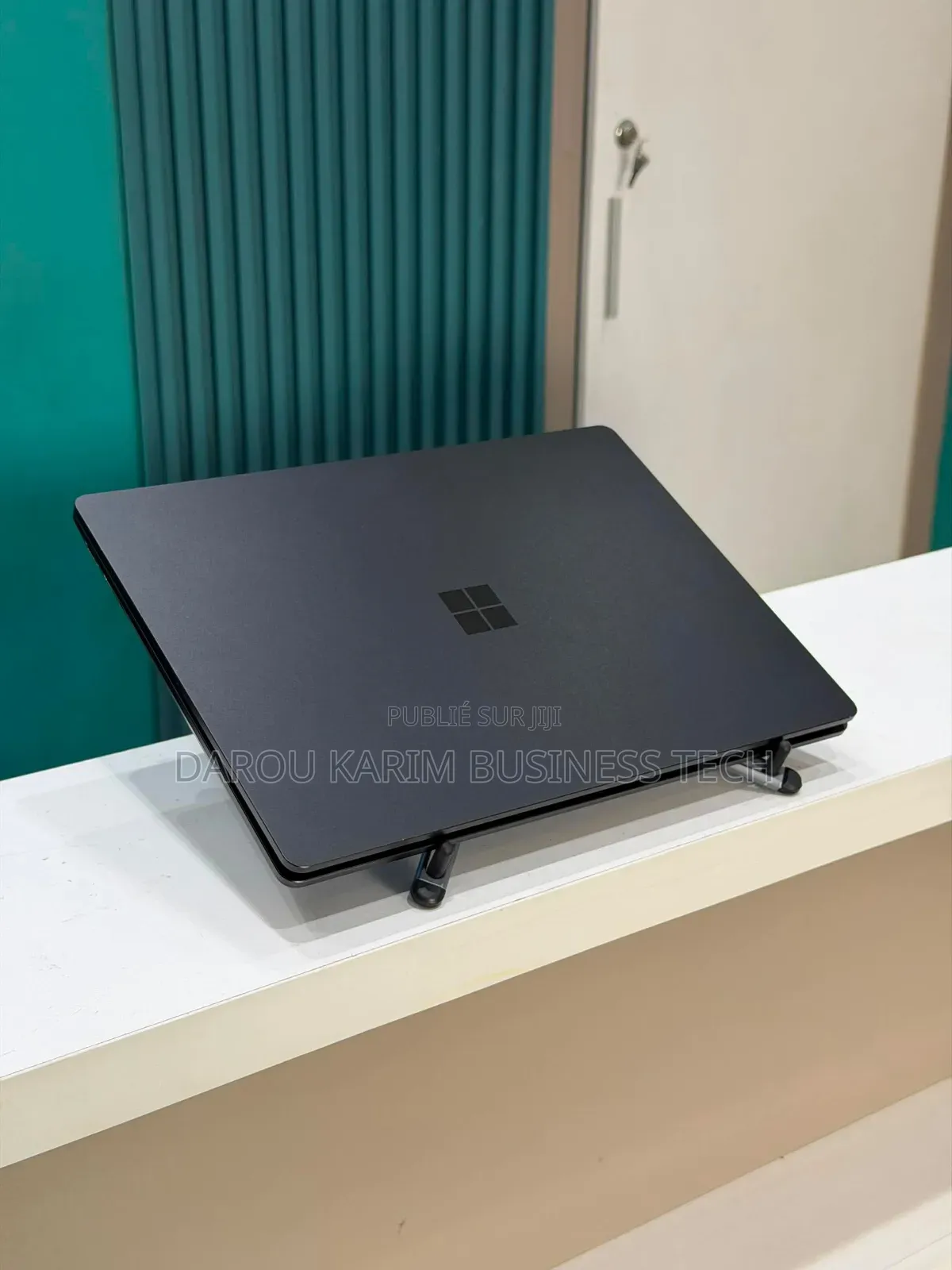 Nouveau Microsoft Surface Laptop 4 16GB AMD Ryzen 7 SSD 512GB