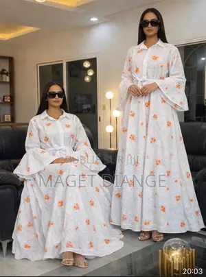 Robe Brodée