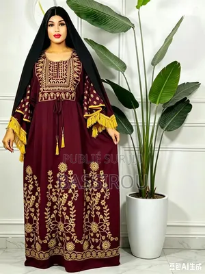 Robe  Borderie