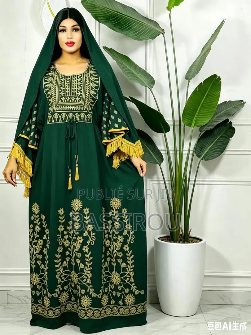 Robe  Borderie