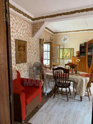 Meublé 4chbre Appartement dans Ouakam à Vendre