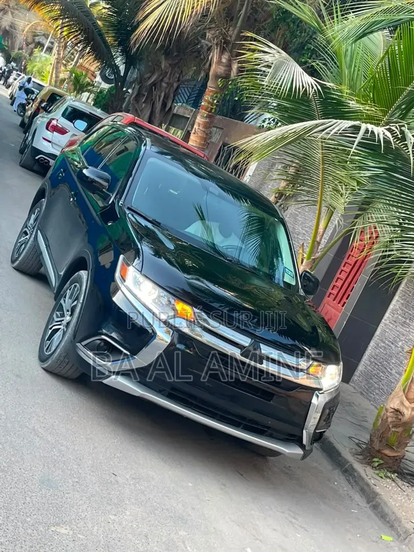 Mitsubishi Outlander 2017 Noir
