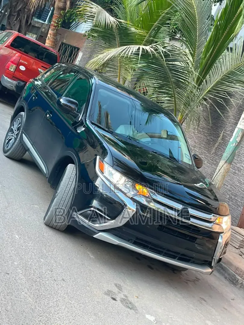Mitsubishi Outlander 2017 Noir