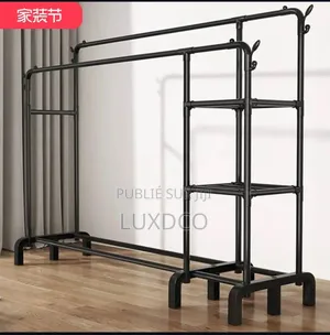 Portant À Vêtements Double Barre Avec Étagères Intégrées