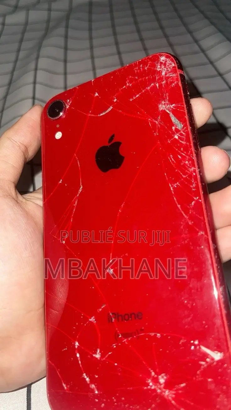 Apple iPhone XR 64 GB Rouge