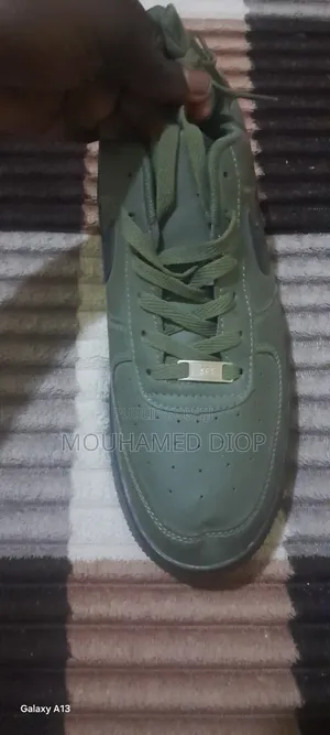 Nice Couleur Noir Vert