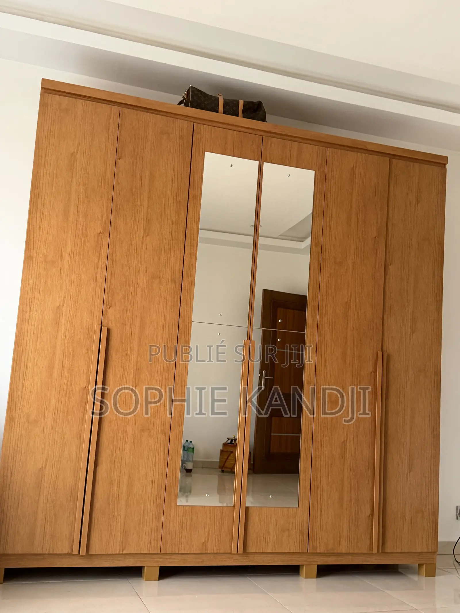 Armoire 6 Battants