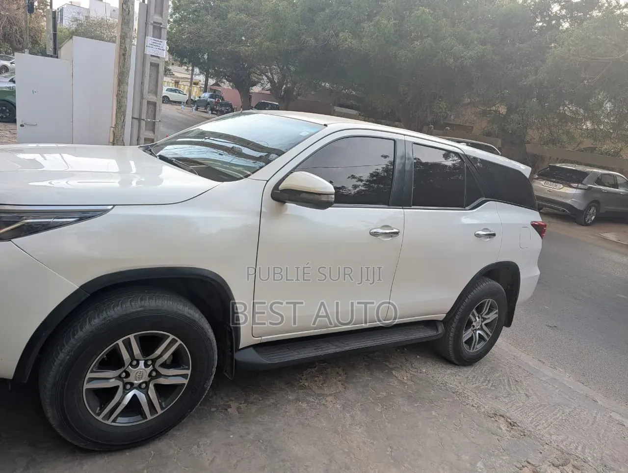 Toyota Fortuner 2023 Blanc