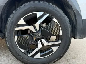 Peugeot 2008 2025 Blanc