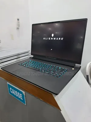 Nouveau Ordinateur portable Alienware 17 R5 32GB AMD Ryzen 9 SSD 1T