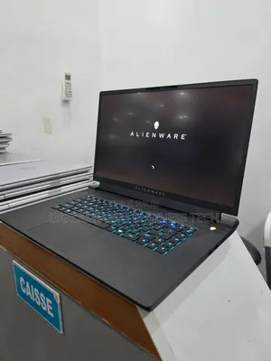Nouveau Ordinateur portable Alienware 17 R5 32GB AMD Ryzen 9 SSD 1T