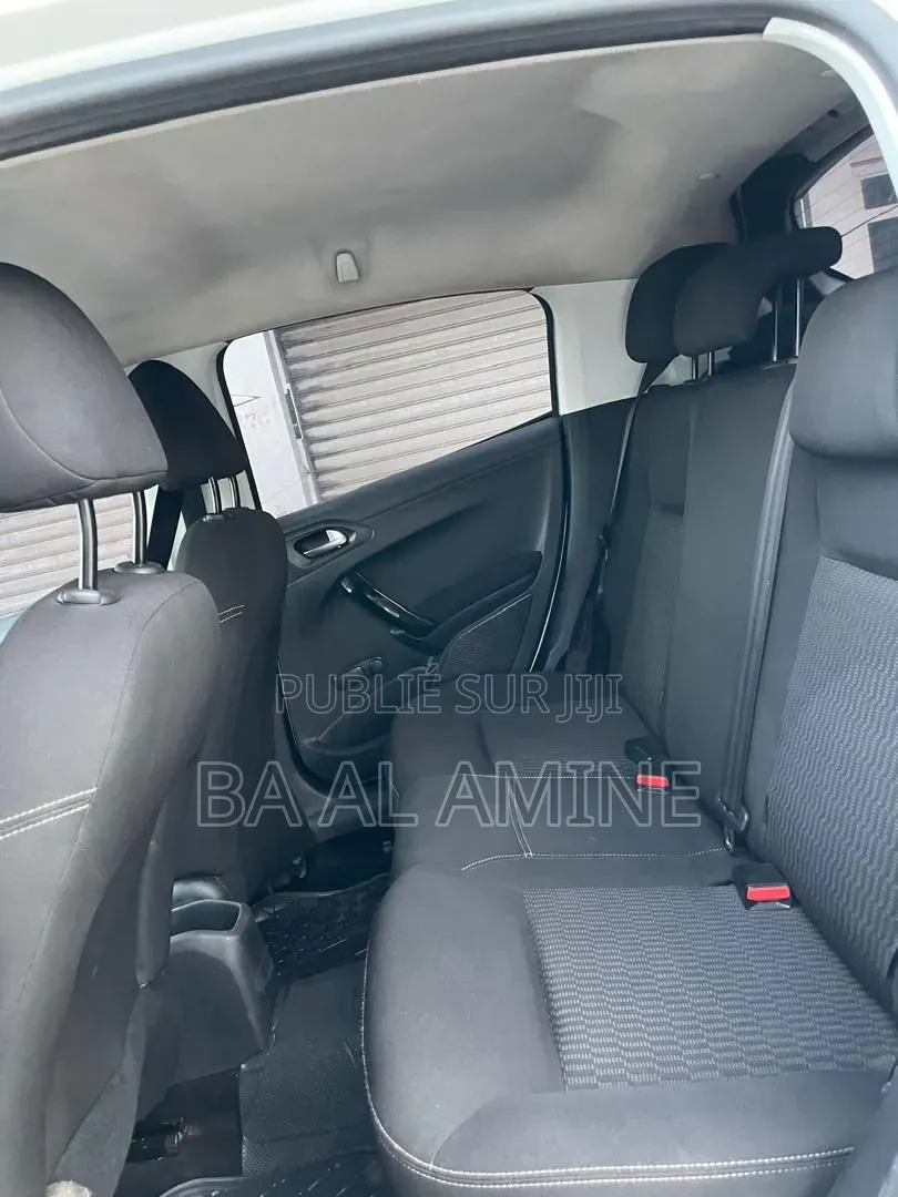 Peugeot 208 2017 Blanc