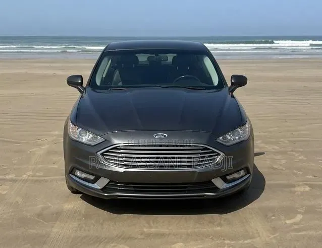 Ford Fusion 2018 Gris