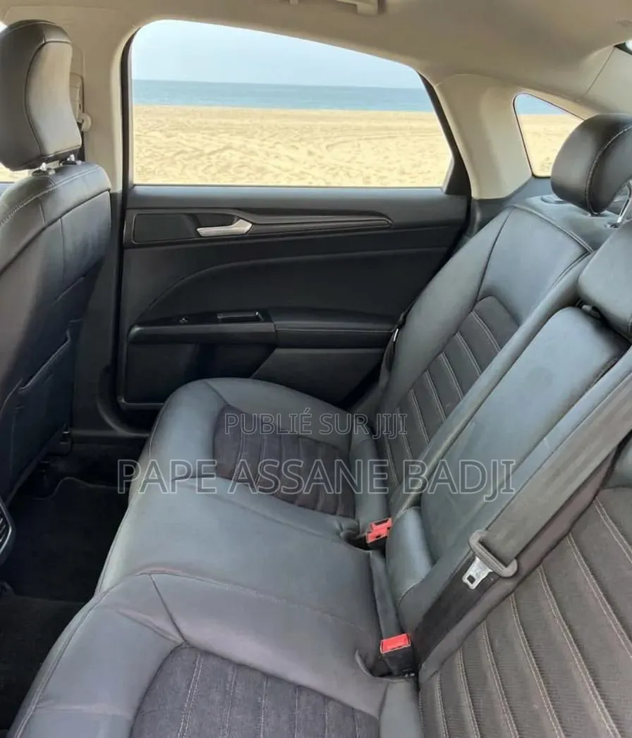 Ford Fusion 2018 Gris