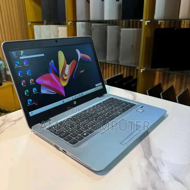 Ordinateur portable HP EliteBook 840 G3 8GB Intel Core i5 SSD 256GB