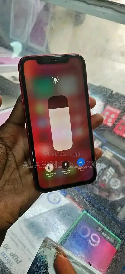Nouveau Apple iPhone XR 256 GB Rouge
