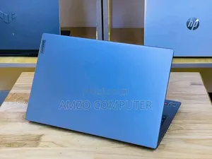 Nouveau Ordinateur portable Lenovo V15 G4 8GB AMD Ryzen 3 SSD 512GB