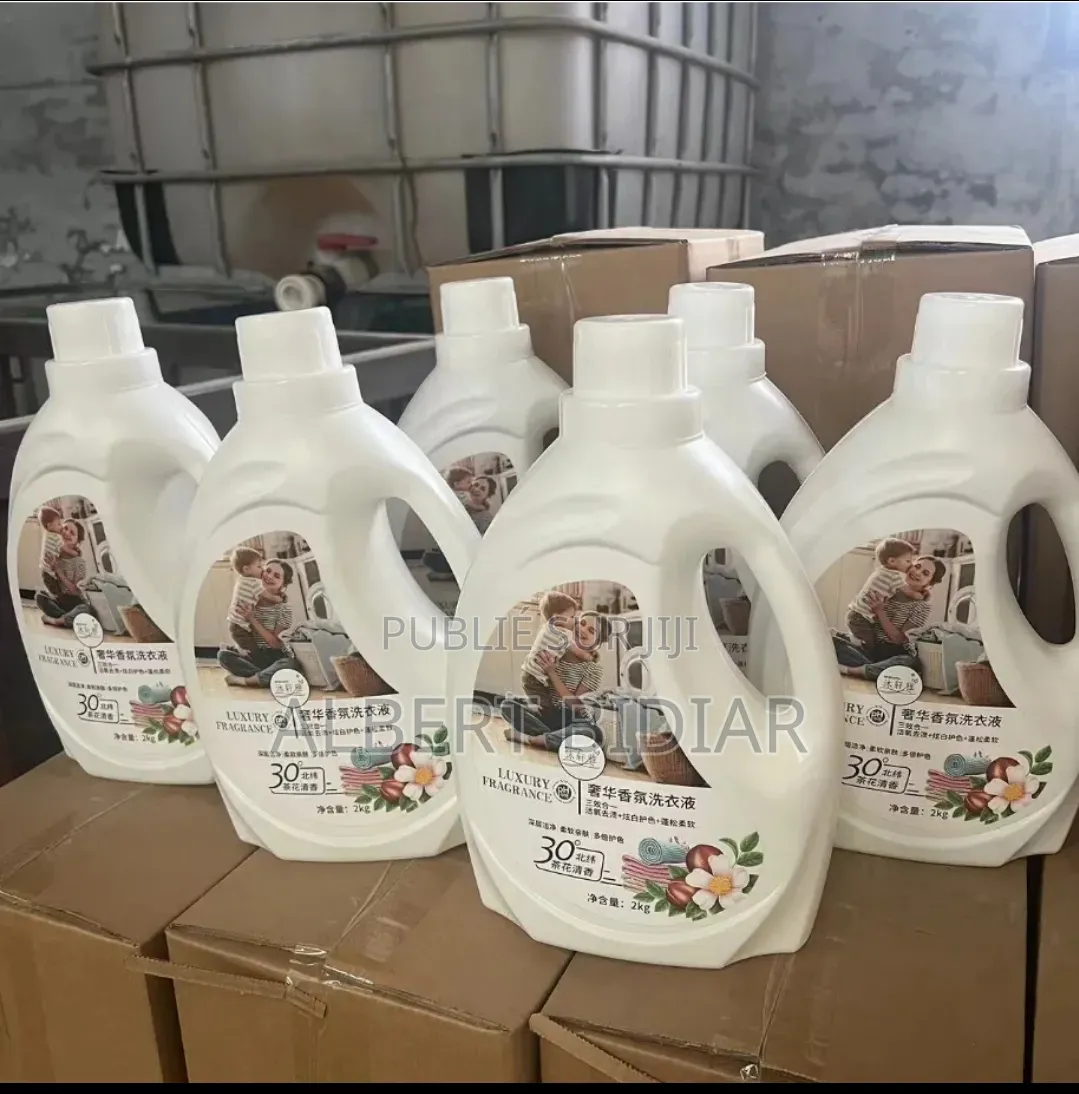 Détergents Pour Lessive Et Adoucissant