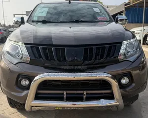 Mitsubishi L200 2017 Autre