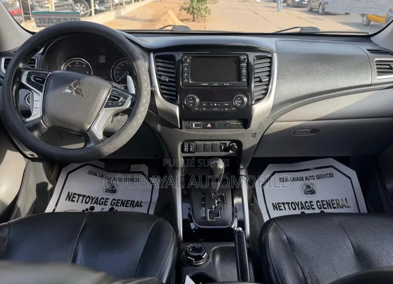 Mitsubishi L200 2017 Autre