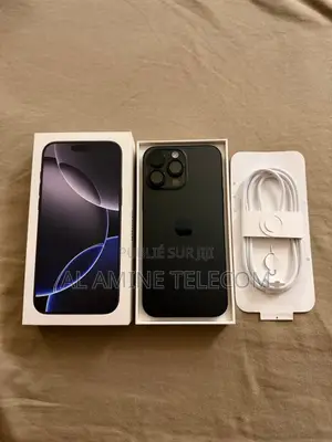 Nouveau Apple iPhone 16 Pro Max 1 TB Noir