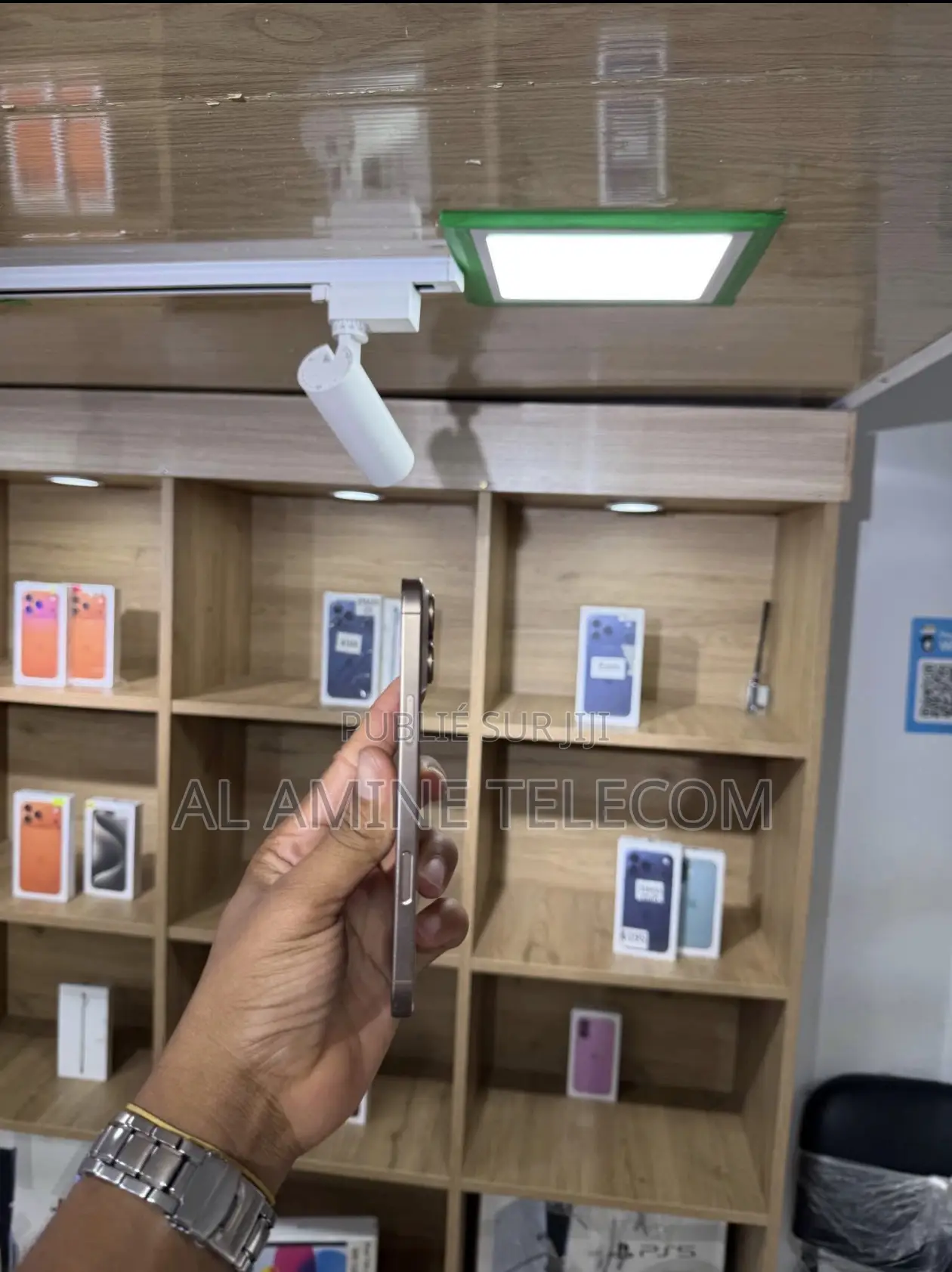 Nouveau Apple iPhone 16 Pro Max 256 GB Blanc