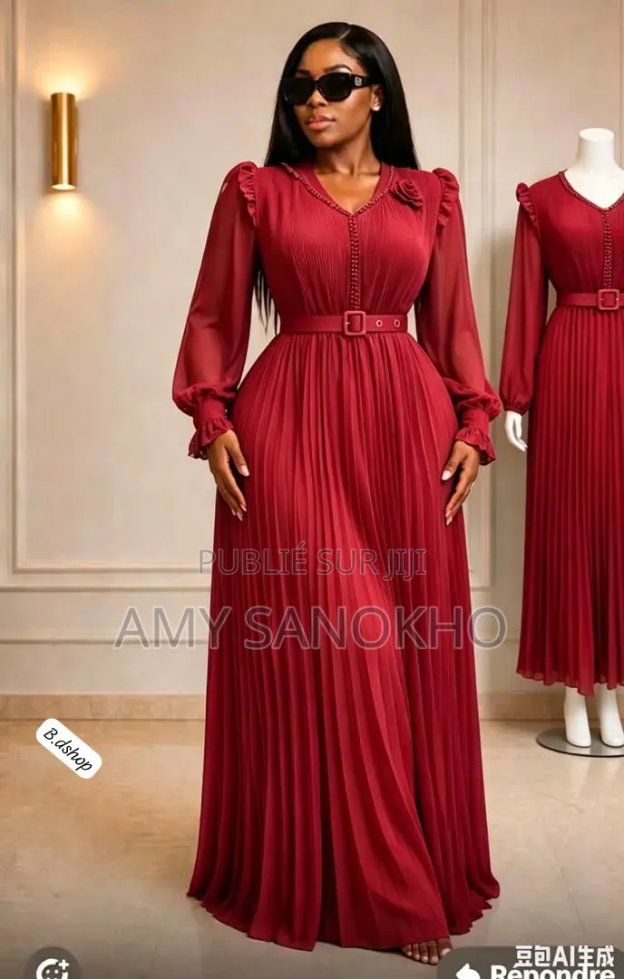 Robe Disponible en Plusieurs Couleurs