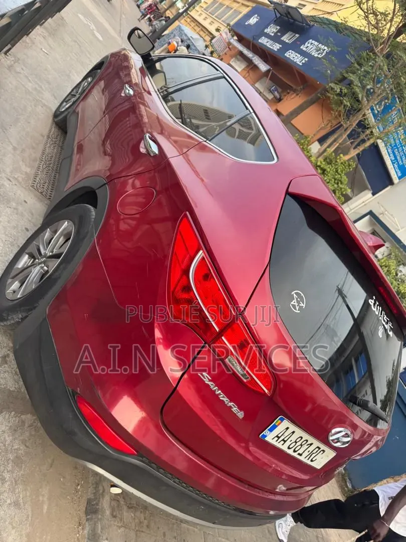 Hyundai Santa Fe 2016 Rouge